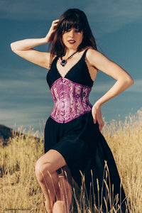 Unterbrust-Korsett mit Spitzen- und Netzstoffpanels in violett