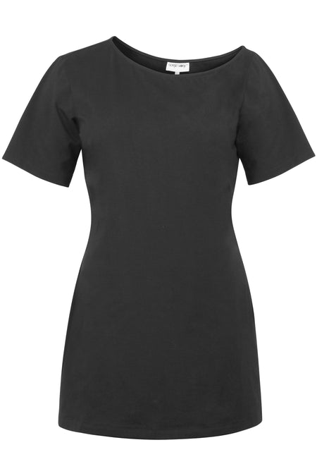 Ione – Ein asymmetrisches T-Shirt-Kleid aus schwarzem Jersey-Stoff