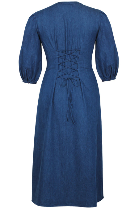 Rosemary – Ein blaues Hemdkleid aus Chambray-Stoff mit von Korsetts inspirierter Schnürung
